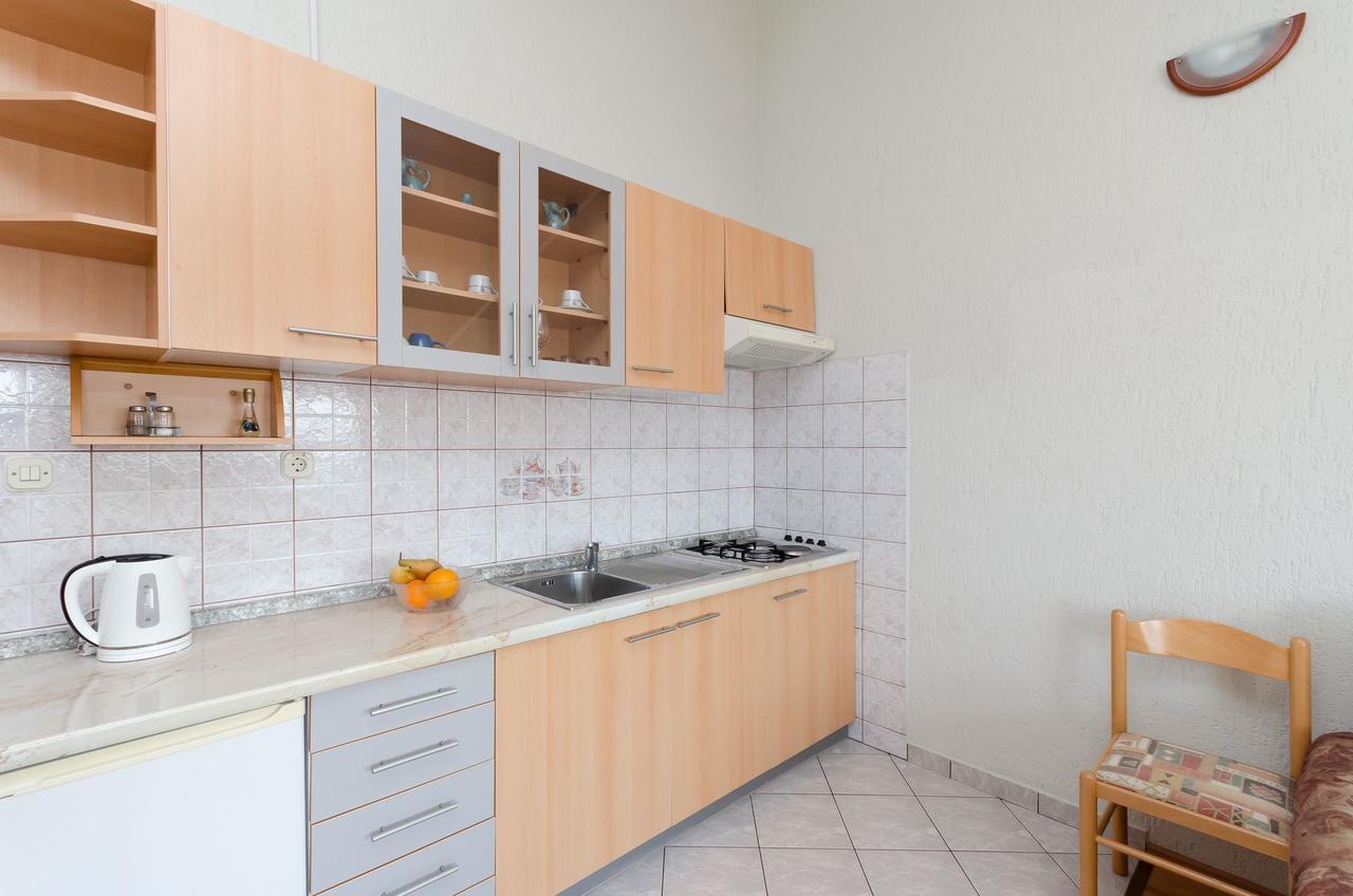 Apartments Krunoslav Punat Eksteriør billede