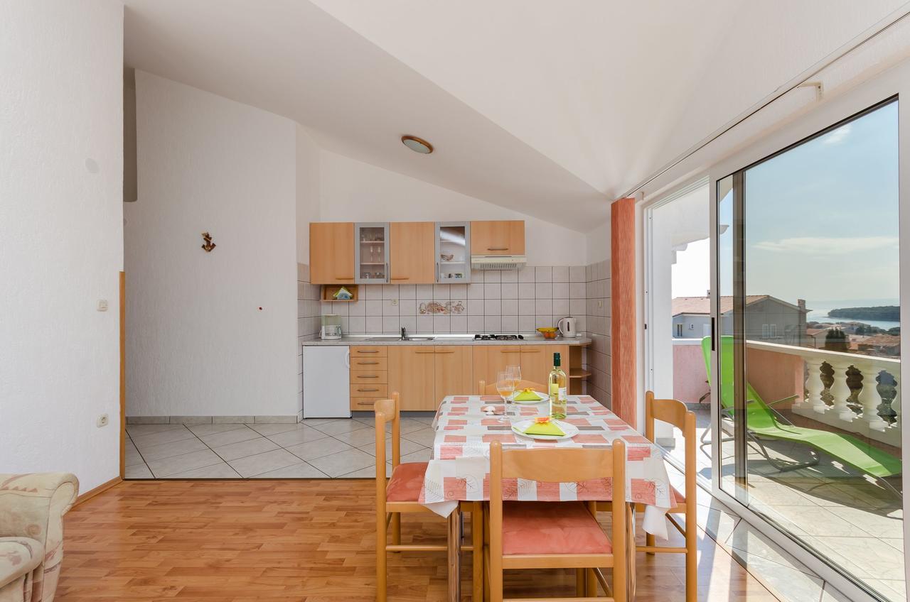 Apartments Krunoslav Punat Eksteriør billede
