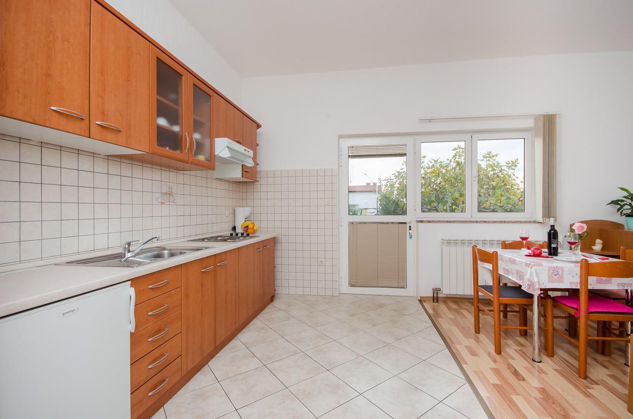 Apartments Krunoslav Punat Eksteriør billede